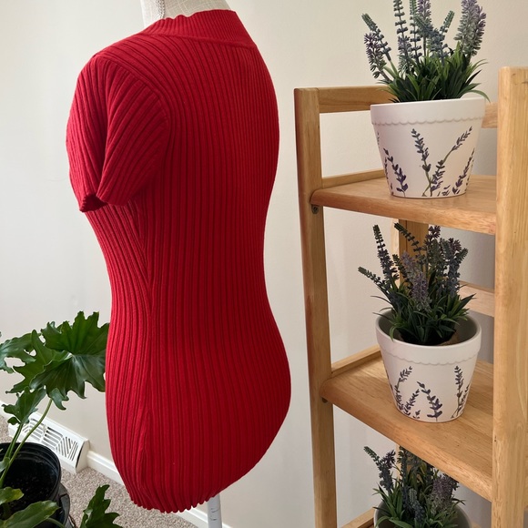 Bright Red/Orange V-Neck Sweater - Picture 2 of 6